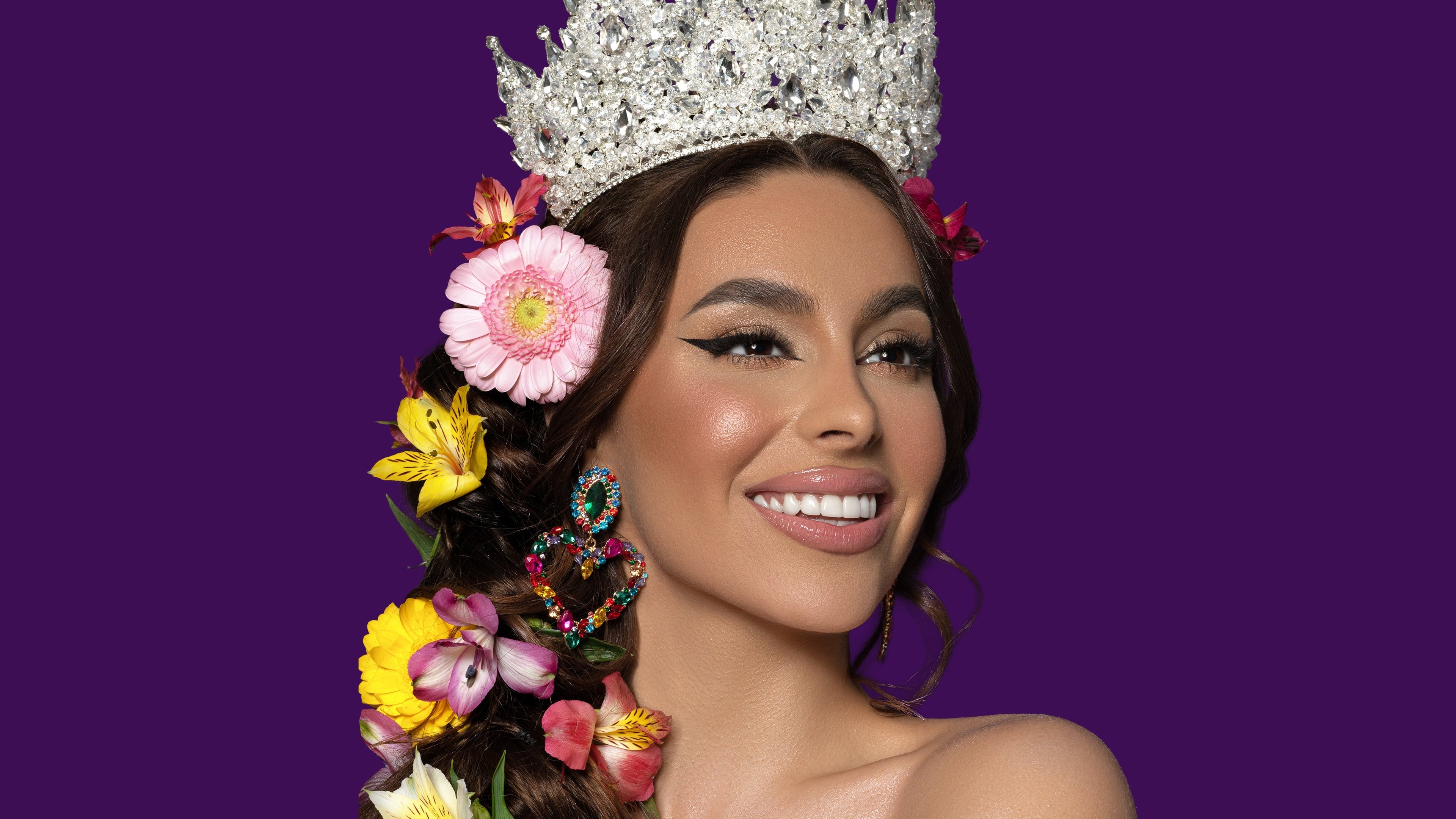 THE CROWN WOMEN ALWAYS WORE: THE HISTORY AND POWER OF WOMEN’S HAIR